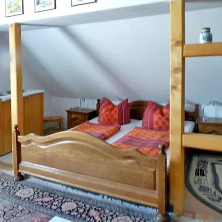 아파트 Ferienwohnung In Der Alten Schule *